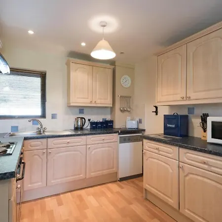 2 Bed In Sz134 Threlkeld